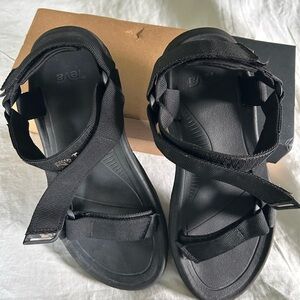 Teva Hurricane XLT2 Black Sandals